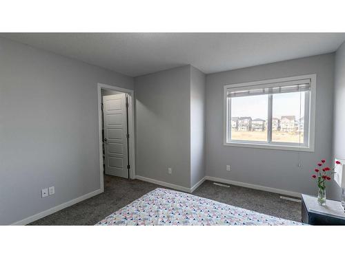 303-70 Saddlestone Drive Ne, Calgary, AB - Indoor