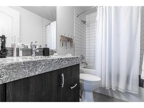 1802-303 13 Avenue Sw, Calgary, AB - Indoor Photo Showing Bathroom