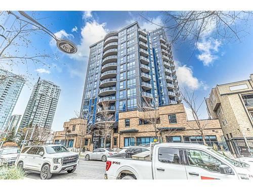 1802-303 13 Avenue Sw, Calgary, AB - Outdoor With Balcony With Facade