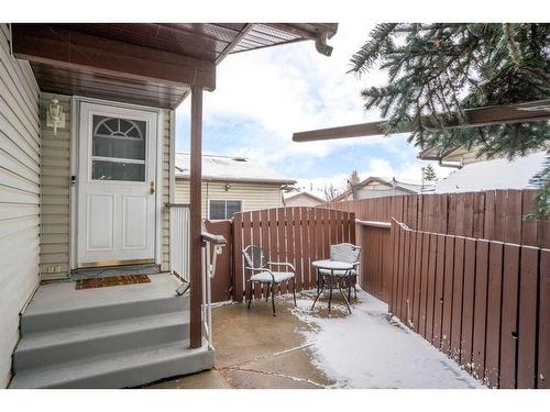 543 Summerwood Place Se, Airdrie, AB - Outdoor With Deck Patio Veranda With Exterior