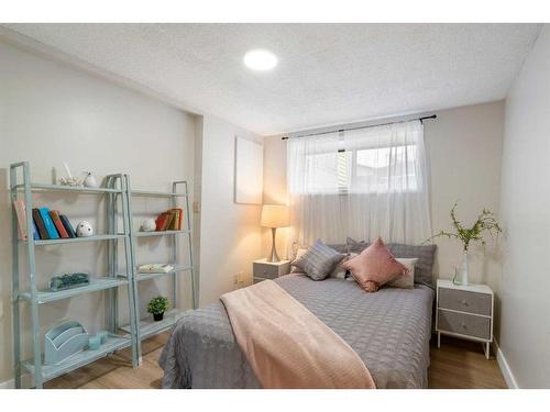 543 Summerwood Place Se, Airdrie, AB - Indoor Photo Showing Bedroom