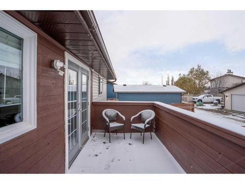 543 Summerwood Place Se, Airdrie, AB - Outdoor With Exterior