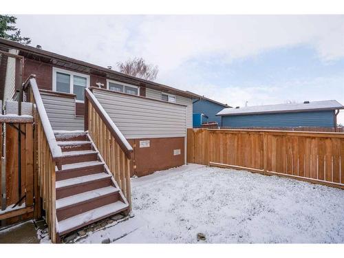 543 Summerwood Place Se, Airdrie, AB - Outdoor With Exterior