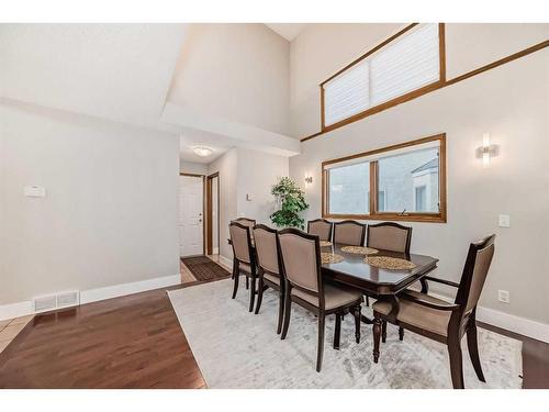 103 Hawktree Close Nw, Calgary, AB - Indoor Photo Showing Dining Room