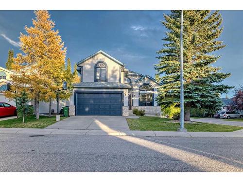 103 Hawktree Close Nw, Calgary, AB - Outdoor With Facade