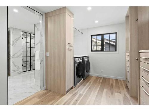 3355 Oakwood Drive Sw, Calgary, AB - Indoor Photo Showing Laundry Room