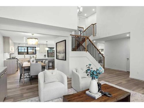 3355 Oakwood Drive Sw, Calgary, AB - Indoor Photo Showing Living Room