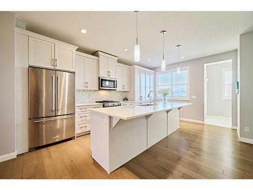 14 Evanscrest Heights Nw, Calgary, AB - Indoor Photo Showing Kitchen With Upgraded Kitchen