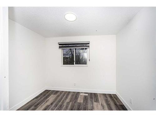 339 Martinbrook Place Ne, Calgary, AB - Indoor Photo Showing Other Room