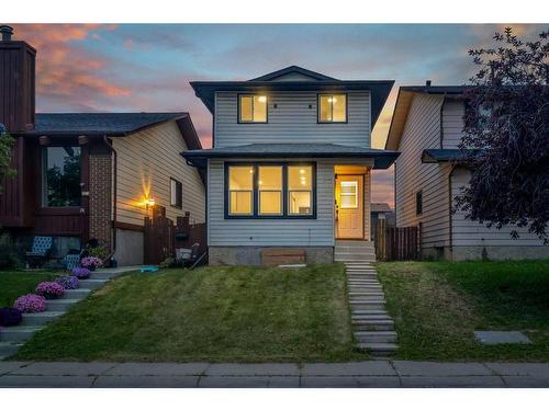 38 Templeson Crescent Ne, Calgary, AB - Outdoor