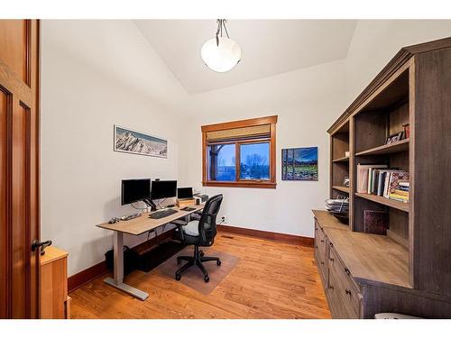 15 Sterling Springs Crescent, Rural Rocky View County, AB - Indoor Photo Showing Office