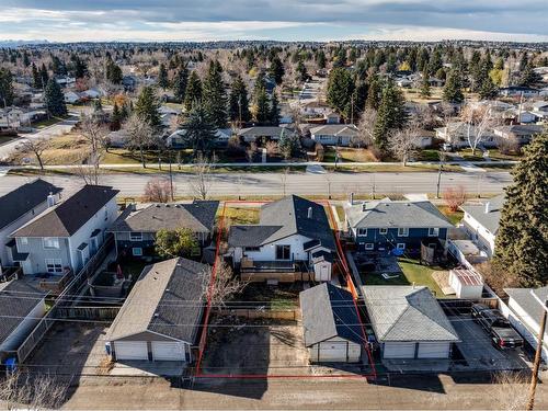 2224 37 Street Sw, Calgary, AB - Outdoor With View