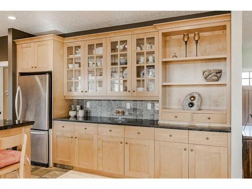 73 Tusslewood Heights Nw, Calgary, AB - Indoor Photo Showing Kitchen