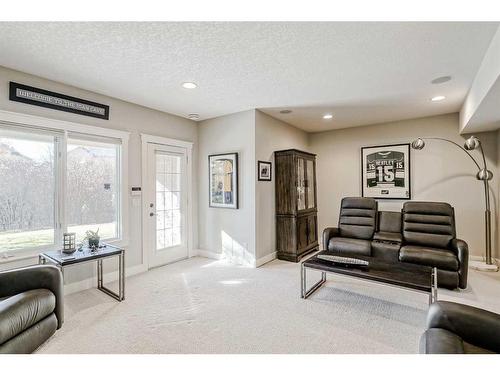 73 Tusslewood Heights Nw, Calgary, AB - Indoor