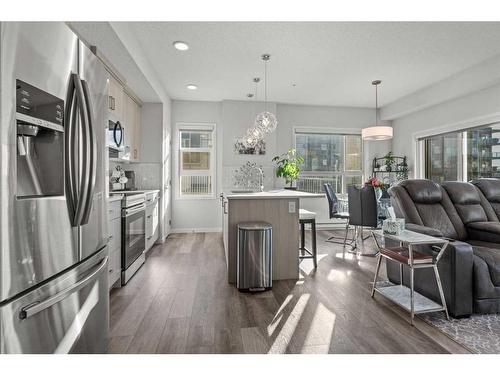 116-80 Carrington Plaza Nw, Calgary, AB - Indoor Photo Showing Kitchen With Upgraded Kitchen