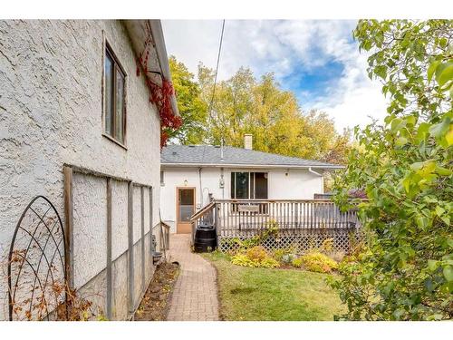 443 Hendon Drive Nw, Calgary, AB - Outdoor With Deck Patio Veranda