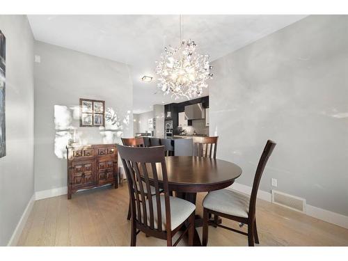 728 36 Street Nw, Calgary, AB - Indoor Photo Showing Dining Room