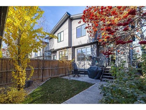 728 36 Street Nw, Calgary, AB - Outdoor