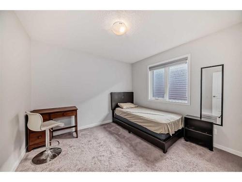 37 Savanna Grove Ne, Calgary, AB - Indoor Photo Showing Bedroom