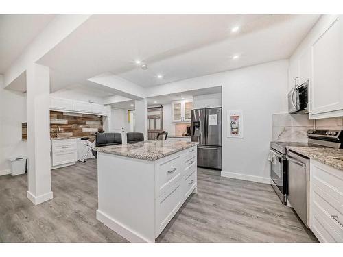 37 Savanna Grove Ne, Calgary, AB - Indoor Photo Showing Kitchen With Upgraded Kitchen