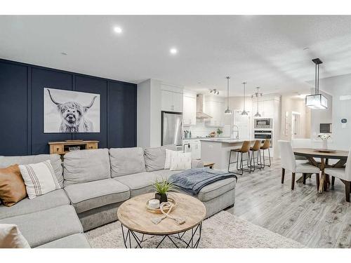 14921 1 Street Nw, Calgary, AB - Indoor Photo Showing Living Room