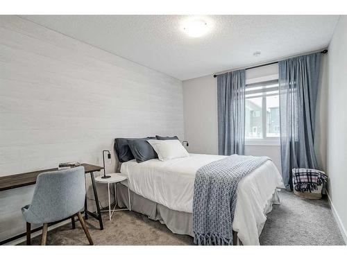 14921 1 Street Nw, Calgary, AB - Indoor Photo Showing Bedroom