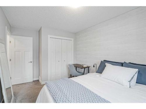 14921 1 Street Nw, Calgary, AB - Indoor Photo Showing Bedroom