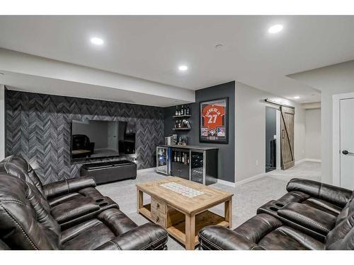 14921 1 Street Nw, Calgary, AB - Indoor Photo Showing Other Room