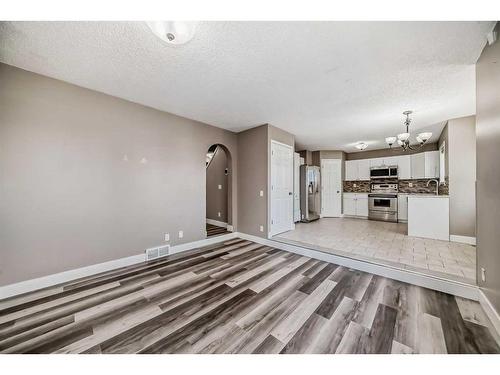 27 Canoe Circle Sw, Airdrie, AB - Indoor Photo Showing Other Room