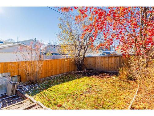 4627 Whitehorn Drive, Calgary, AB - Outdoor