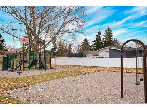 237 Big Hill Circle Se, Airdrie, AB - Outdoor