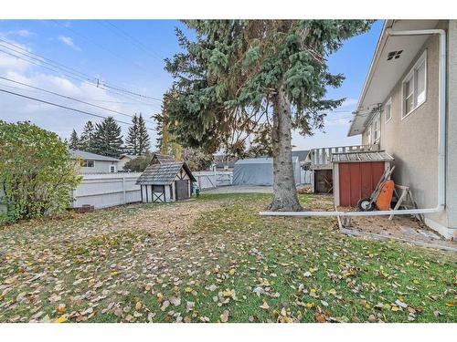 18 Harmon Place Sw, Calgary, AB - Outdoor