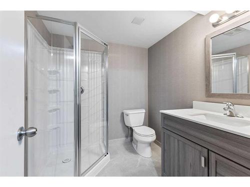 11 Midbend Crescent Se, Calgary, AB - Indoor Photo Showing Bathroom