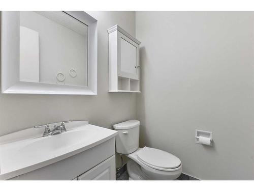 11 Midbend Crescent Se, Calgary, AB - Indoor Photo Showing Bathroom