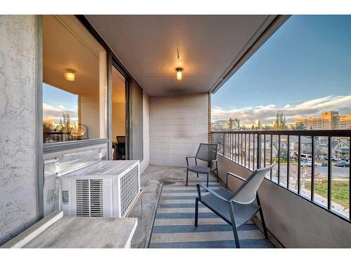 4B-133 25 Avenue Sw, Calgary, AB - Outdoor With Balcony With Exterior