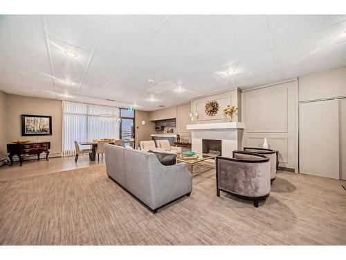 4B-133 25 Avenue Sw, Calgary, AB - Indoor With Fireplace