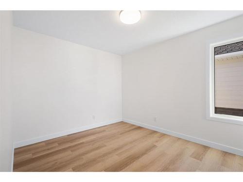 53 Versant Point Sw, Calgary, AB - Indoor Photo Showing Other Room