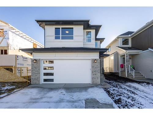 53 Versant Point Sw, Calgary, AB - Outdoor