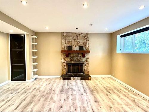 25 Edgeford Way Nw, Calgary, AB - Indoor With Fireplace