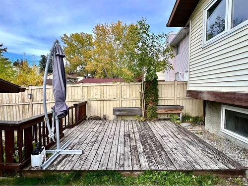 25 Edgeford Way Nw, Calgary, AB - Outdoor With Deck Patio Veranda With Exterior