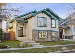 154 Prestwick Landing SE Calgary, AB T2Z 3S3