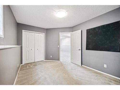 154 Prestwick Landing Se, Calgary, AB - Indoor Photo Showing Other Room