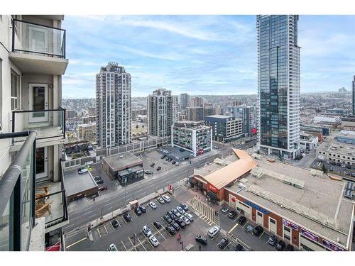 1801-1053 10 Street Sw, Calgary, AB - Outdoor With Balcony