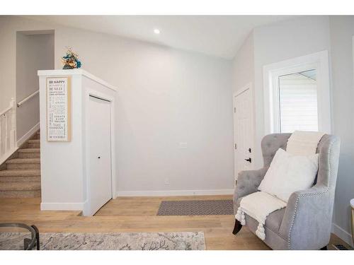 275 Hawkwood Boulevard Nw, Calgary, AB - Indoor Photo Showing Other Room