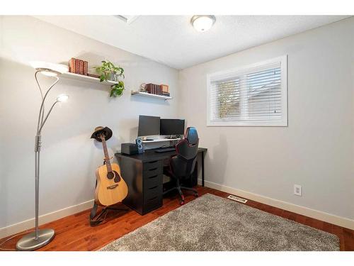 53 Shawinigan Road Sw, Calgary, AB - Indoor Photo Showing Office