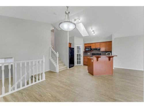 211 Cranberry Way Se, Calgary, AB - Indoor Photo Showing Kitchen