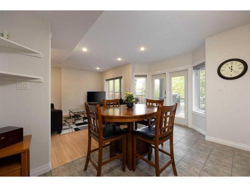 192 Lindstrom Crescent, Fort Mcmurray, AB - Indoor Photo Showing Dining Room