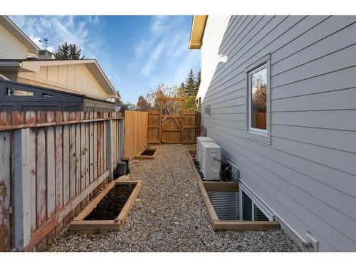 2316 Palisade Drive Sw, Calgary, AB - Outdoor With Exterior