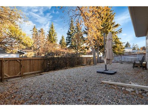 2316 Palisade Drive Sw, Calgary, AB - Outdoor