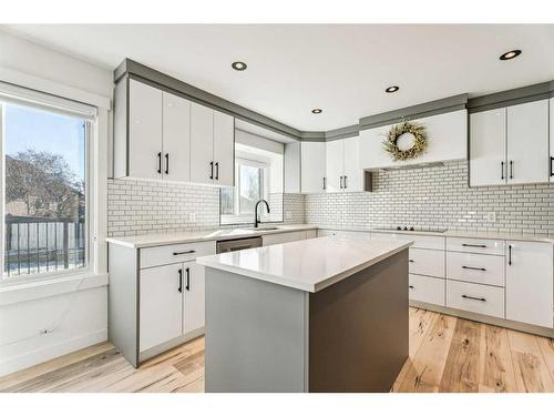 68 Hawkwood Drive Nw, Calgary, AB - Indoor Photo Showing Kitchen With Upgraded Kitchen